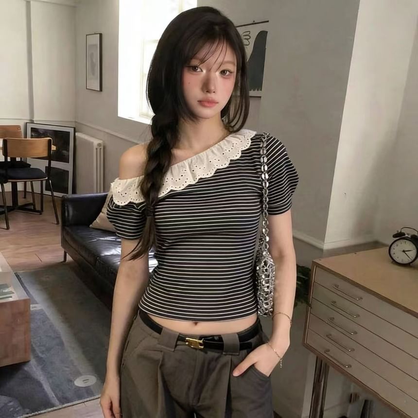 Off-Shoulder Striped Eyelet Lace Crop Tee