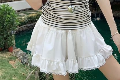 Short-Sleeve Off Shoulder Striped T-Shirt / Mid Rise Mini Tiered A-Line Skirt