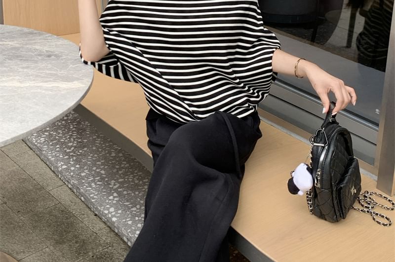 Off-Shoulder Batwing Sleeve T-Shirt
