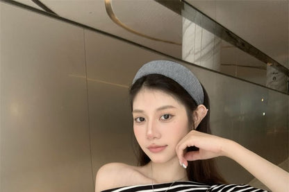 Off-Shoulder Batwing Sleeve T-Shirt