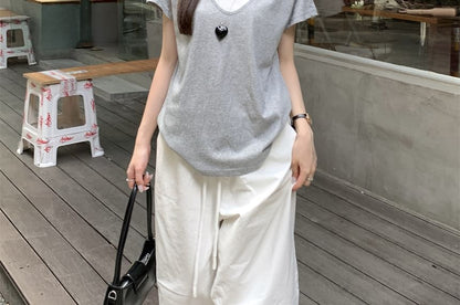 Mock Two-Piece Two Tone V-Neck Short Sleeve T-Shirt