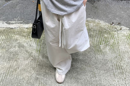 Mock Two-Piece Two Tone V-Neck Short Sleeve T-Shirt