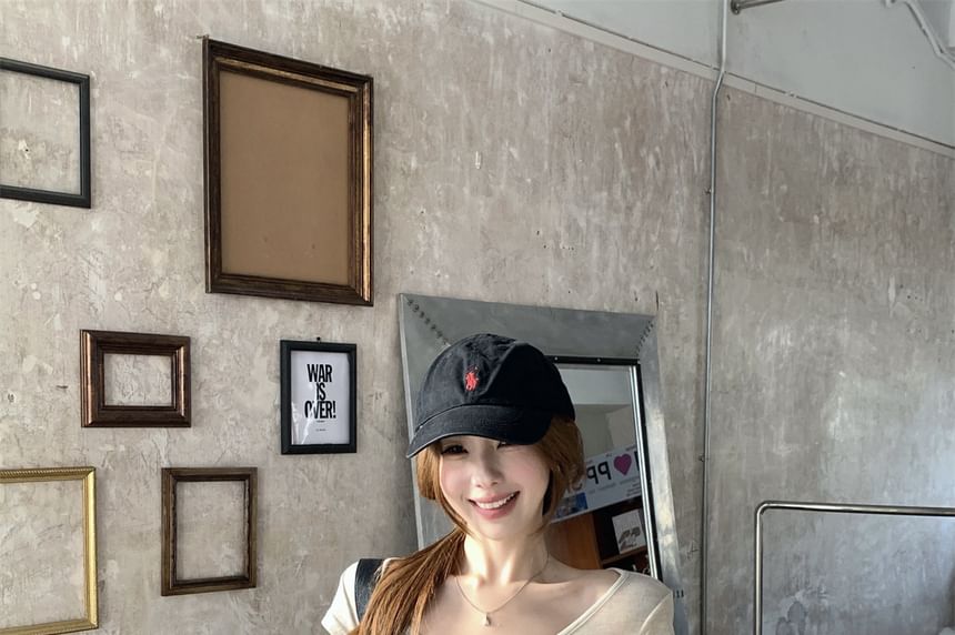 Sheer Slim Fit V-Neck Short Sleeve T-Shirt
