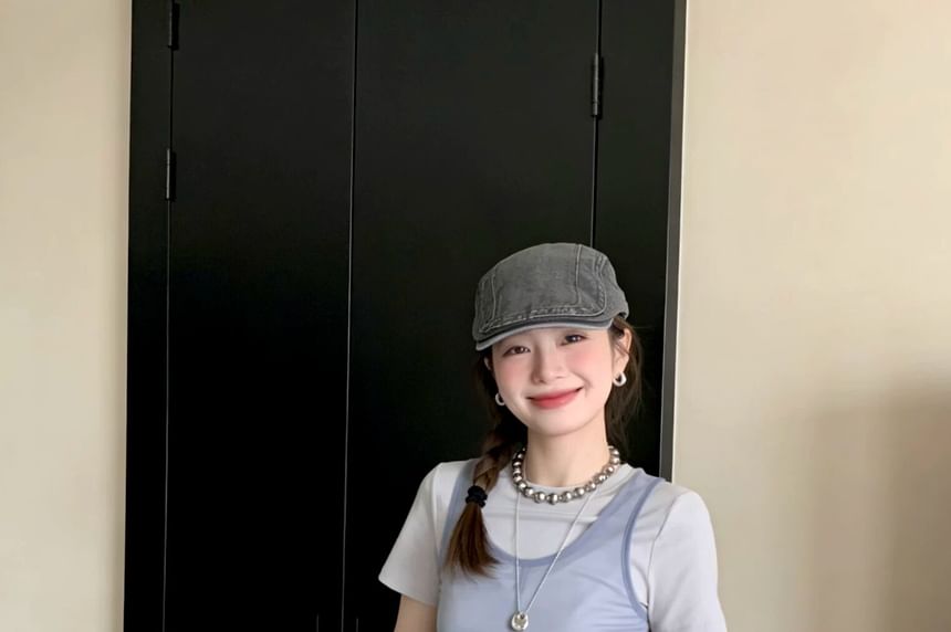 Mock Two-Piece Crew Neck Two Tone Mesh Panel Short Sleeve T-Shirt