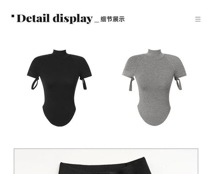 Mock Neck Cropped Tee