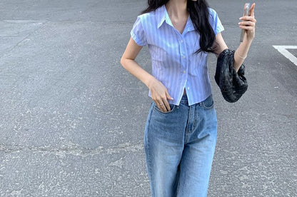 Collared Button Crop Blouse