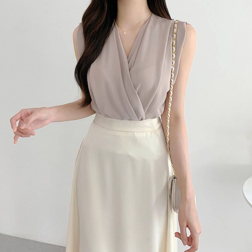 V-Neck Ruched Blouse