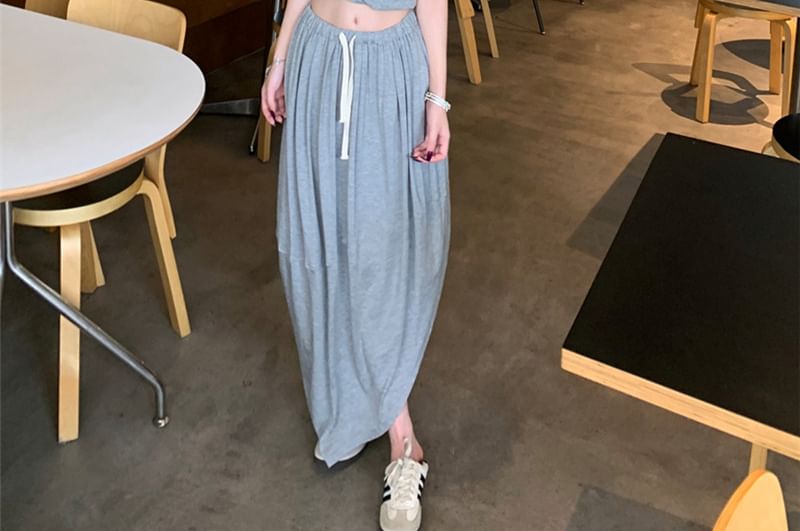 Sleeveless Cold Shoulder Plain Crop Top / Mid Rise Plain Slit Maxi A-Line Skirt