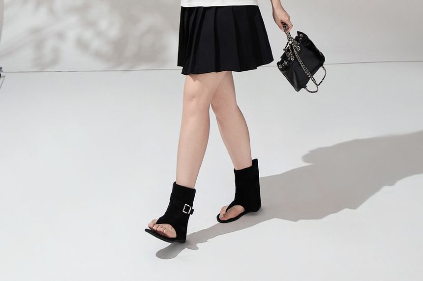 Round Neck Tee and Pleated Mini Skirt