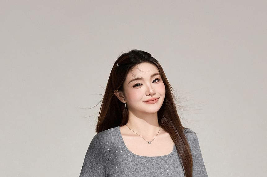 Square-Neck Short Sleeve Tee