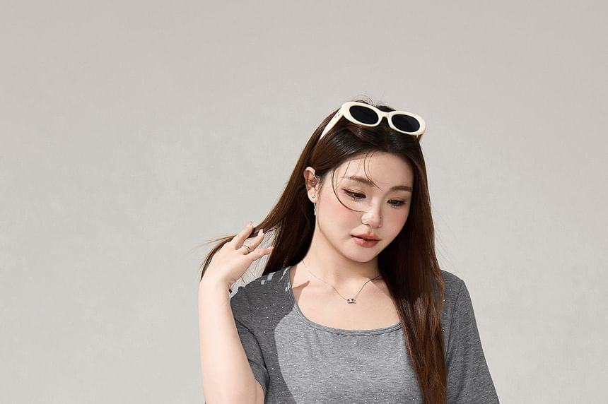 Square-Neck Short Sleeve Tee