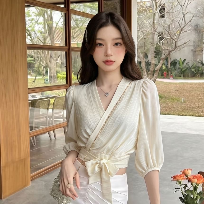 3/4 Sleeve Tie-Waist Crop Top