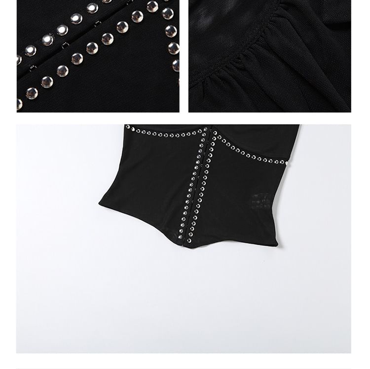Short-Sleeve Cutout Crop top / Low Waist Faux Leather Mini Skirt