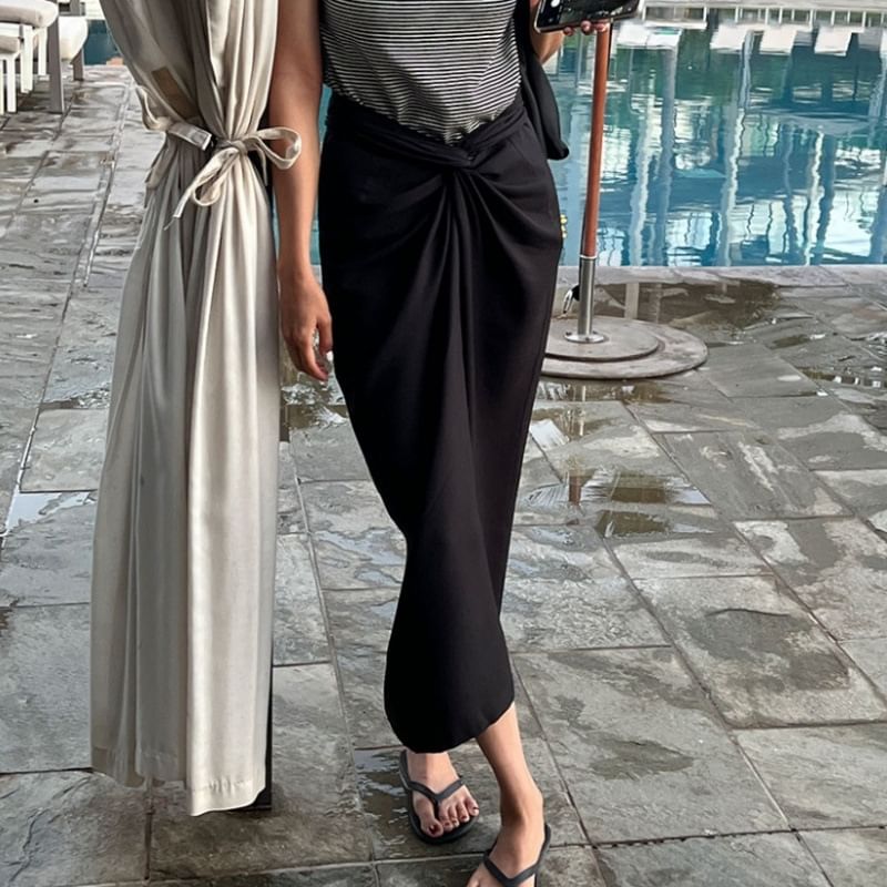 High Waist Plain Slit Midi Straight Skirt