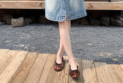 Mid Rise Washed Denim A-Line Skirt