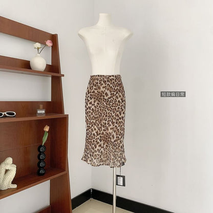 Mid Rise Leopard Print A-Line Skirt (Various Designs)