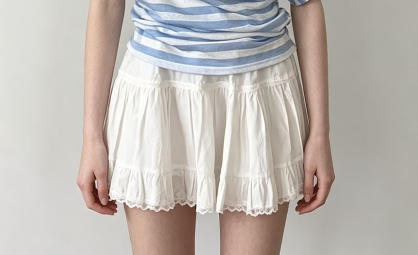 Two Piece Set: Off Shoulder Striped Ruched Tee and Halter Camisole
