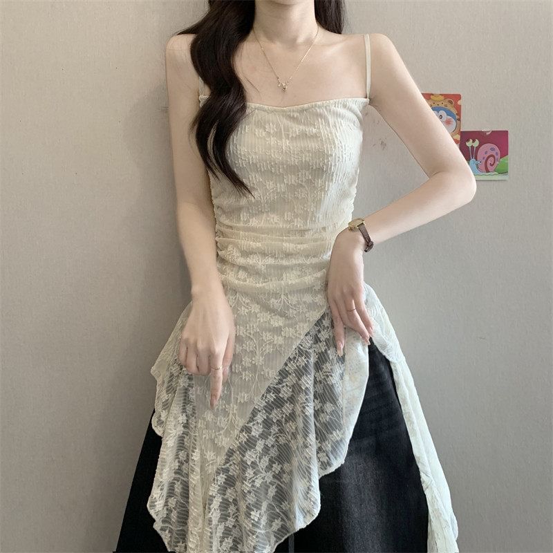 Floral Side Slit Lace Camisole Top