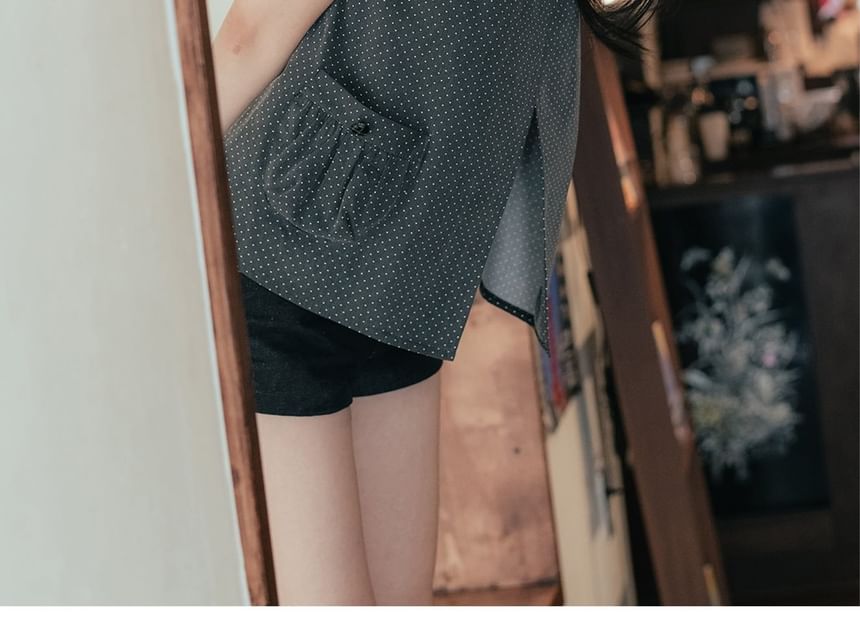 Short-Sleeve Collared Micro Dot Button-Up Slit Blouse