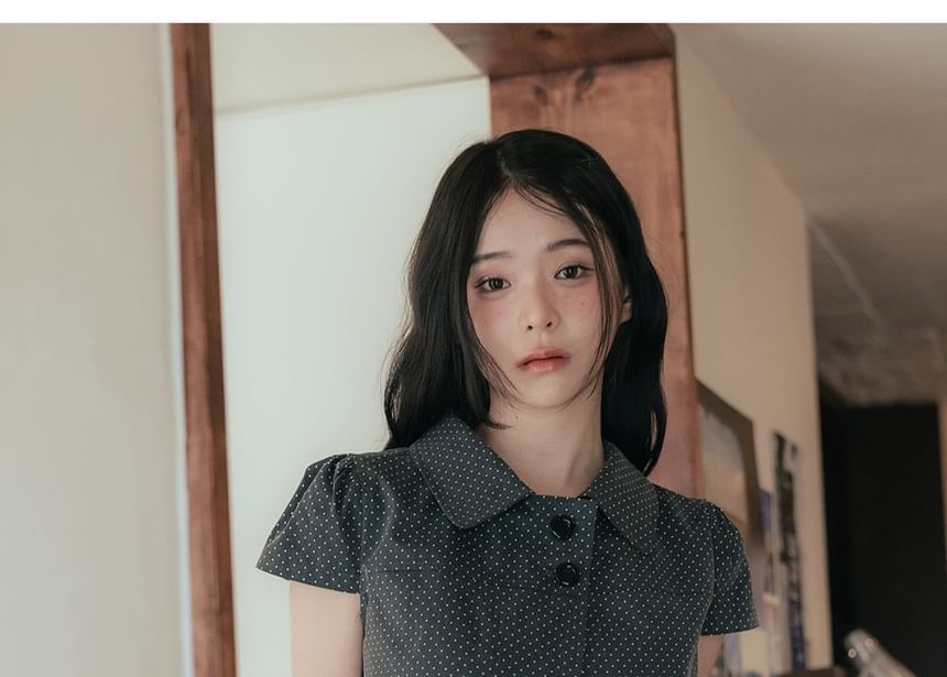 Short-Sleeve Collared Micro Dot Button-Up Slit Blouse