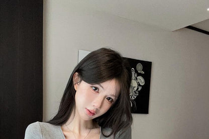 V-Neck Striped Knot Detail Short Sleeve Tee