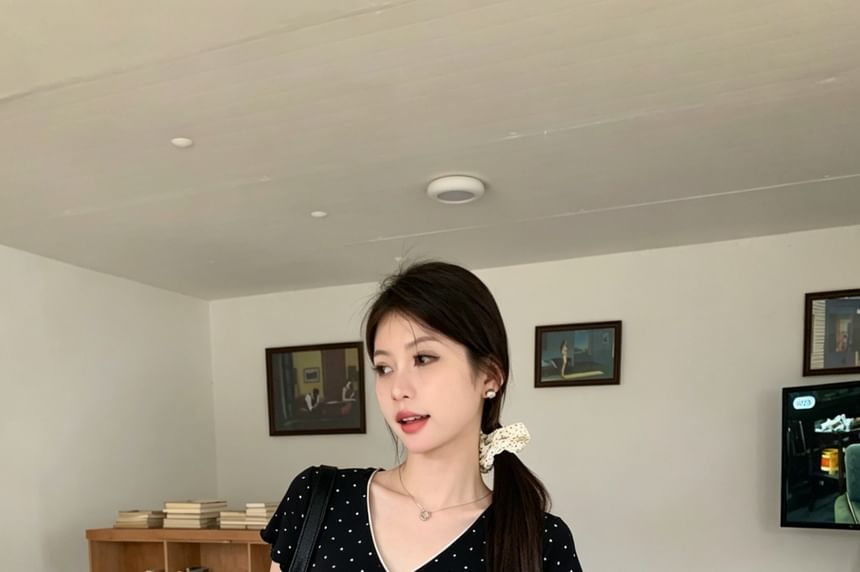 Short Sleeve V-Neck Dotted Panel Top