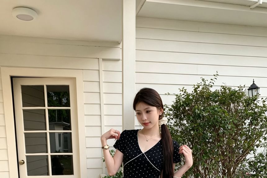 Short Sleeve V-Neck Dotted Panel Top