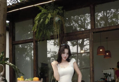 Cap-Sleeve Scoop Neck Lace Crop Top / Elastic Waist Plain Sweatpants