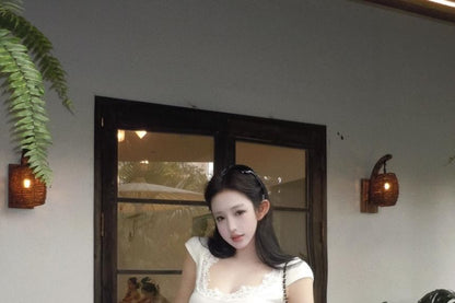 Cap-Sleeve Scoop Neck Lace Crop Top / Elastic Waist Plain Sweatpants