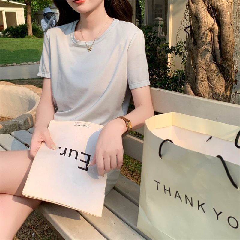 Short-Sleeve Crew Neck Plain T-Shirt