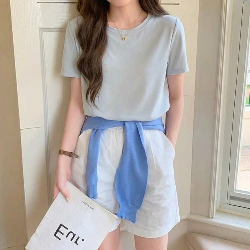 Short-Sleeve Crew Neck Plain T-Shirt