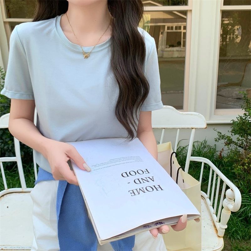 Short-Sleeve Crew Neck Plain T-Shirt