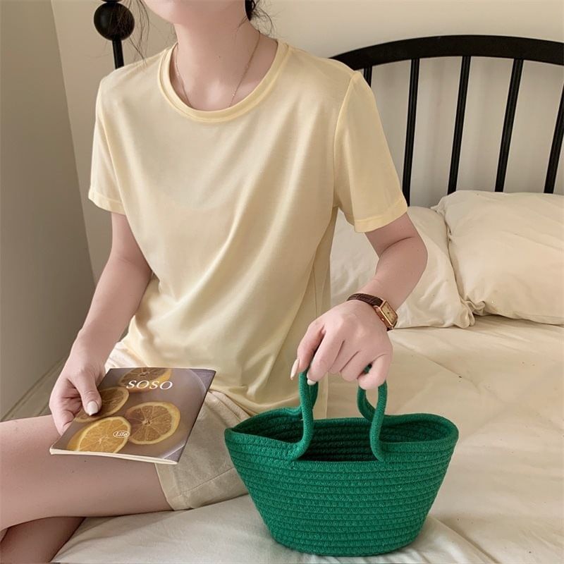Short-Sleeve Crew Neck Plain T-Shirt
