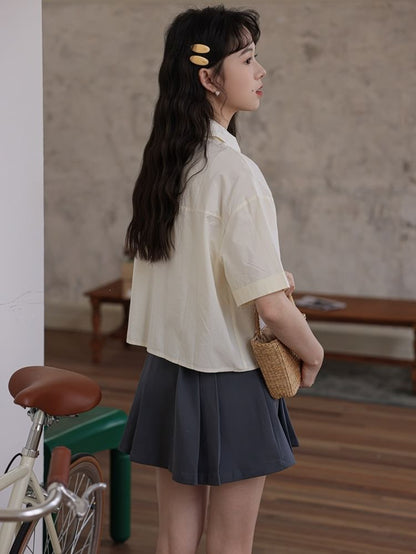 Short-Sleeve Collared Plain Button Up Crop Shirt