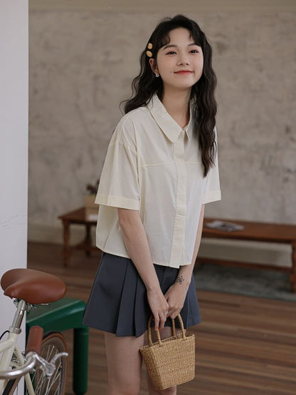 Short-Sleeve Collared Plain Button Up Crop Shirt