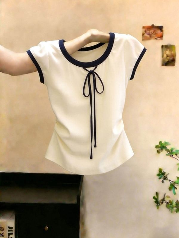 Short-Sleeve Round Neck Plain Bow T-Shirt