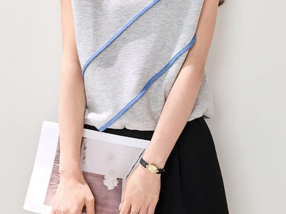 Short-Sleeve Collared Contrast Trim Cutout T-Shirt