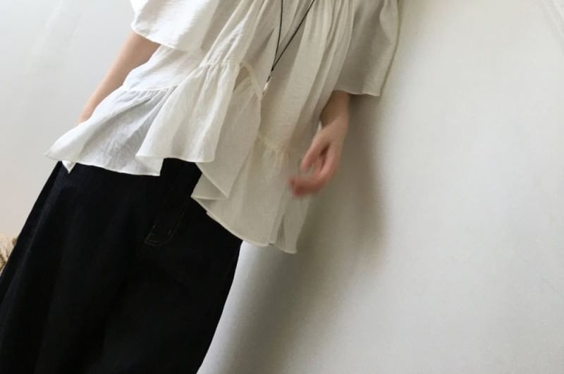 Short-Sleeve Square Neck Plain Asymmetrical Ruffle Hem Blouse