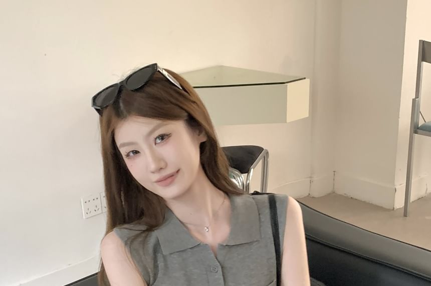 Collared Half-Buttoned Plain Knit Tank Top