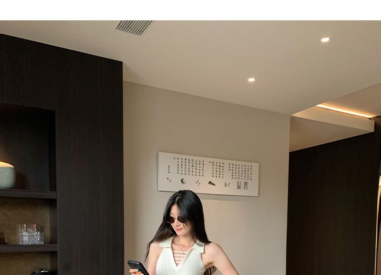 Ribbed Knit Cropped Collared Sleeveless Top