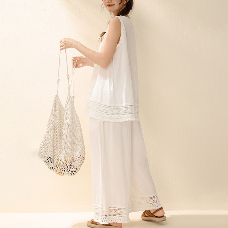 Sleeveless Crew Neck Plain Lace Trim Blouse / High Waist Cropped Wide Leg Pants / Set