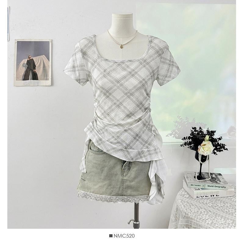 Short-Sleeve Square Neck Plaid Asymmetrical Ruched T-Shirt