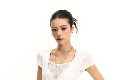 Mock Two Piece V-Neck Lace Panel Ruched Slim Fit Tee