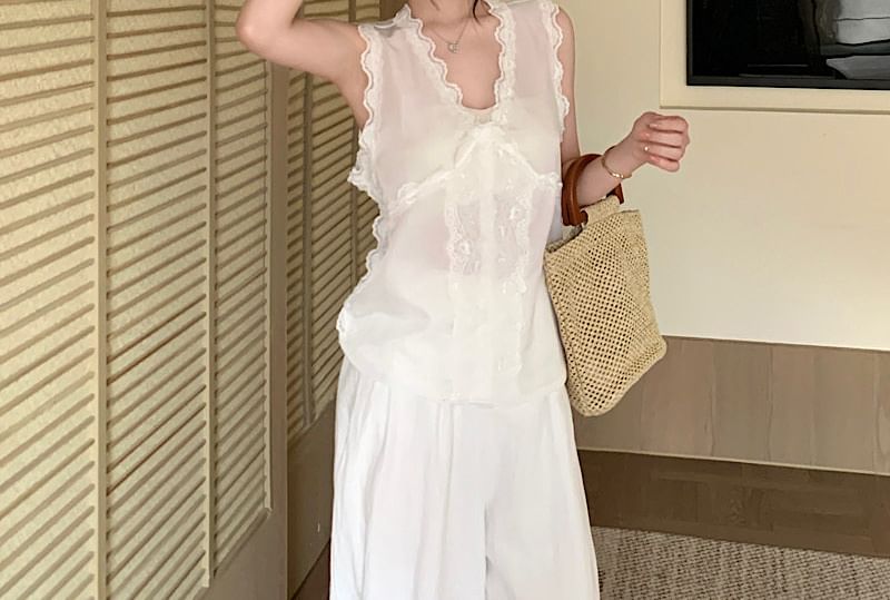 V-Neck Sleeveless Lace Trim Blouse