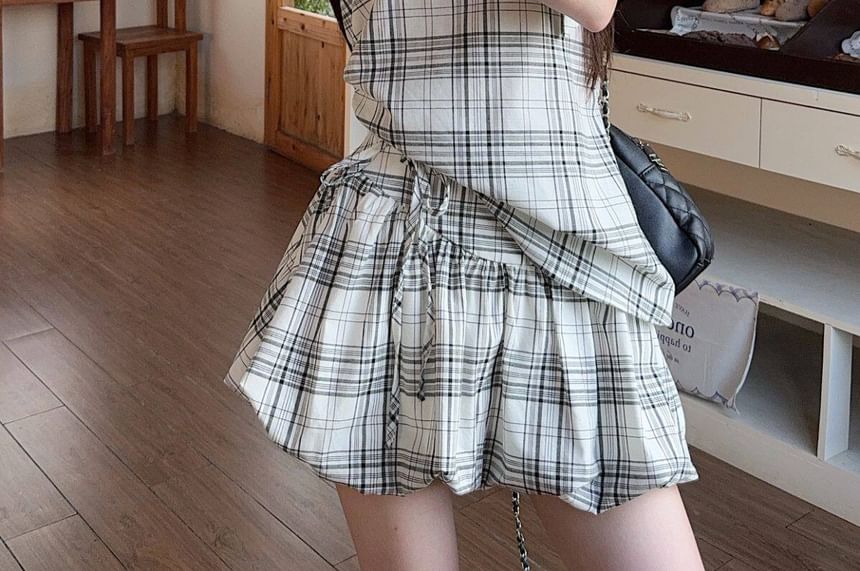 Set: Mock Neck Plaid Bow Halter Top with High Waist Mini Skirt