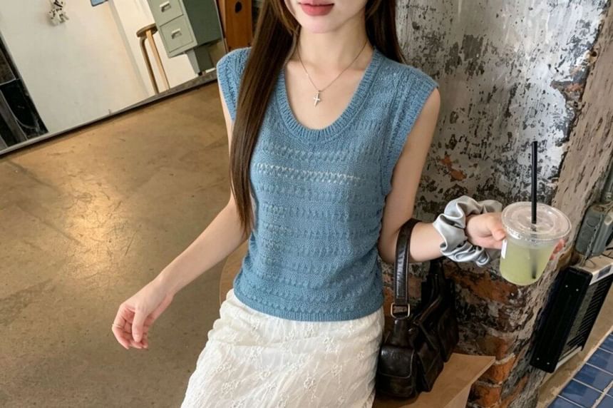 Scoop Neck Pointelle Knit Tank Top