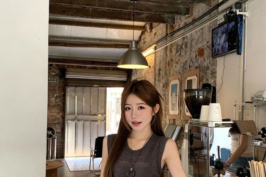 Scoop Neck Pointelle Knit Tank Top