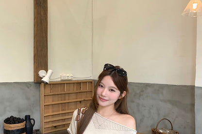 One-Shoulder Short Sleeve Solid T-Shirt