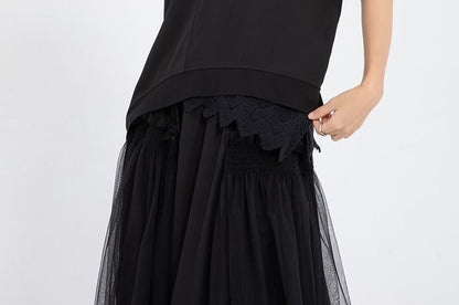 Round Neck Short Sleeve Asymmetric Panel Lace T-Shirt