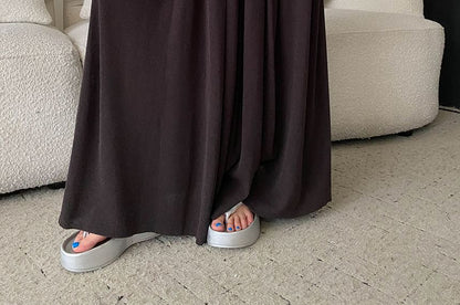 Set: Sleeveless Scoop Neck Knit Top + Pleated Maxi A-Line Skirt
